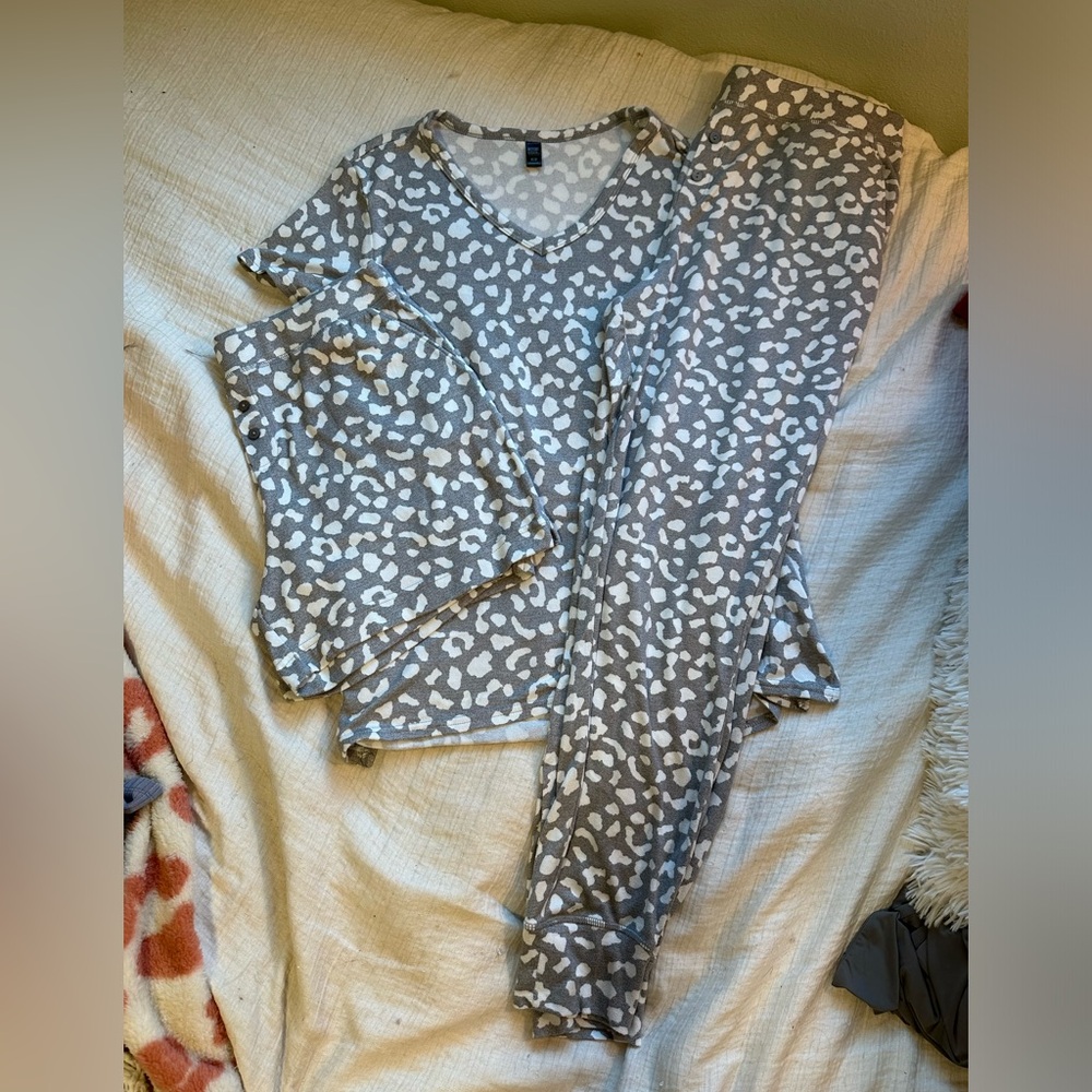 3 piece sleep set NEVER WORN